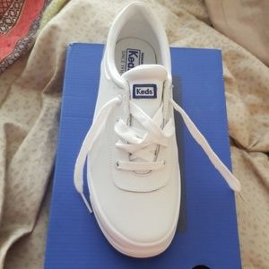 Girls size 4 Keds Sneakers